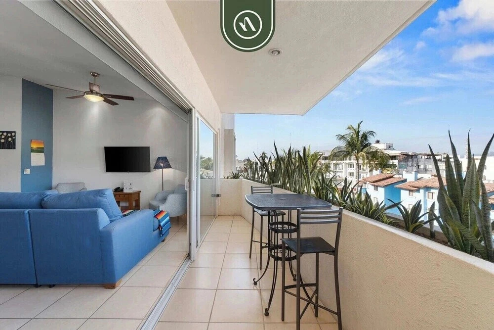 Mexican 2 BR Condo in Hotel Zone - Near the Beach