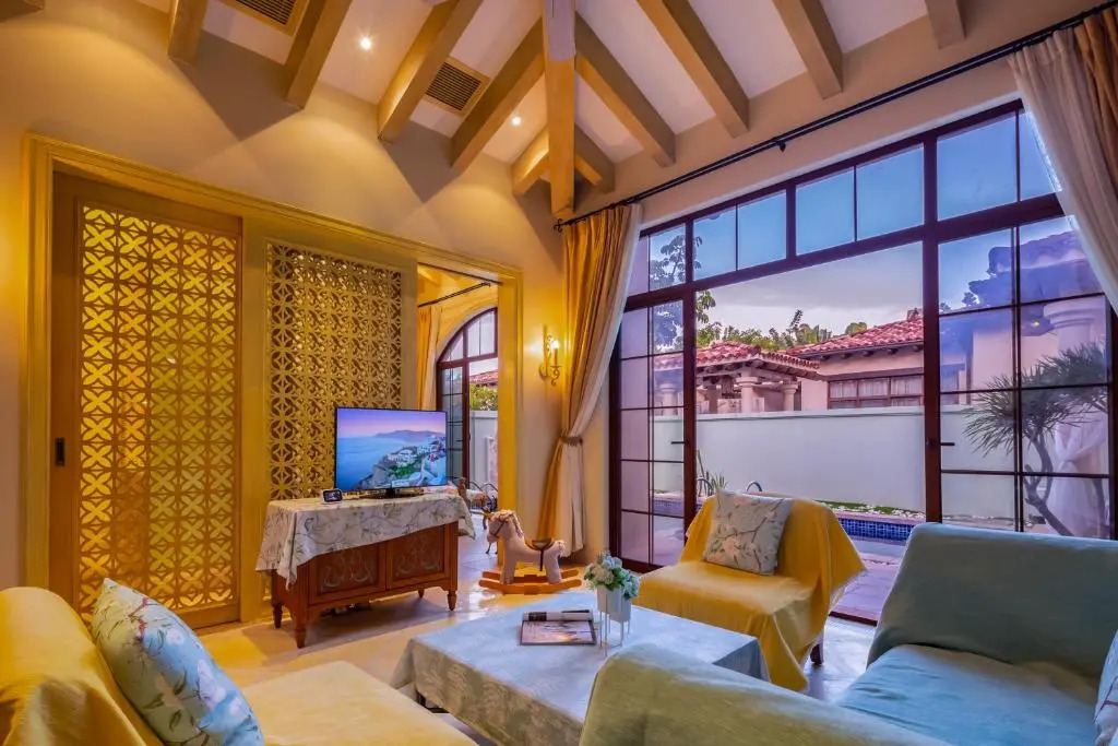 Sanya Love House Homestay