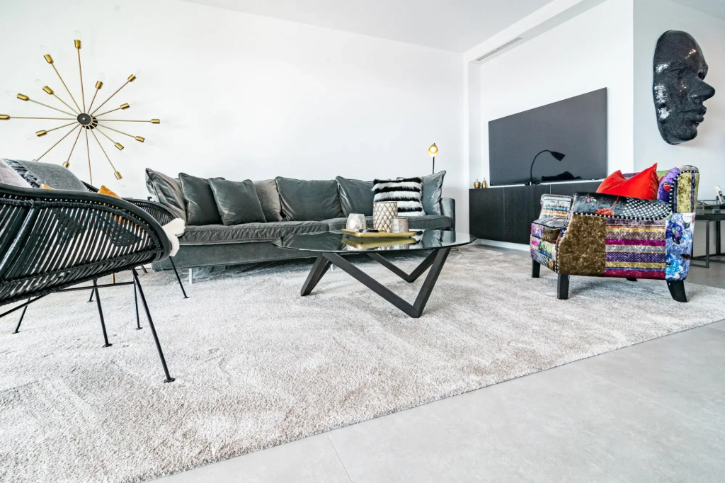 LAE13.1D- Apotel  Estepona hills by Roomservices