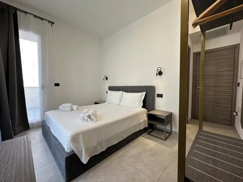 Dolmen Guest House