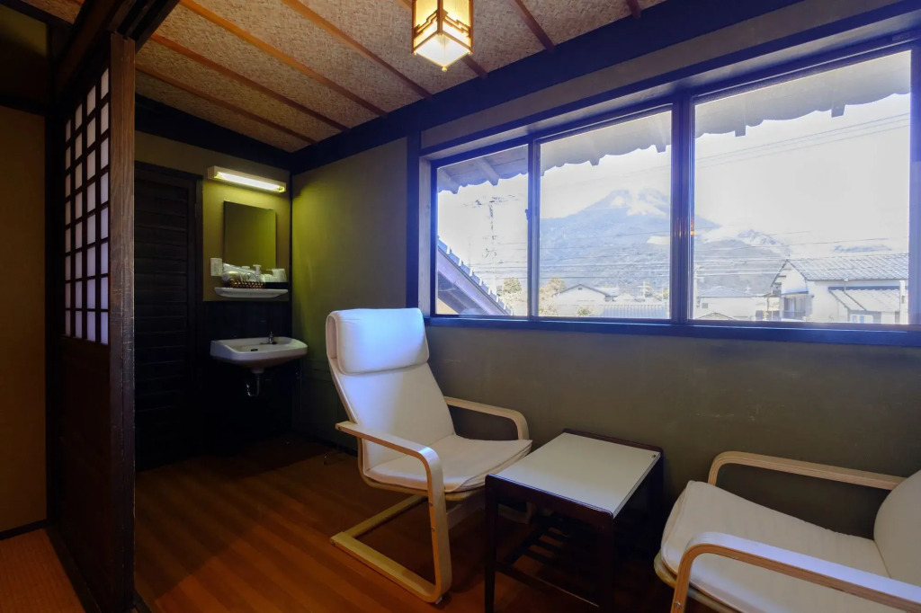 Yufuin Ryokan Tadaima
