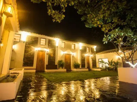 Weizhou Island Guishu Homestay (Beach Shell Shop)