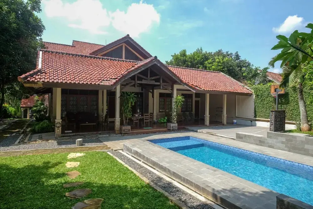 SAREH VILLA by The Lavana