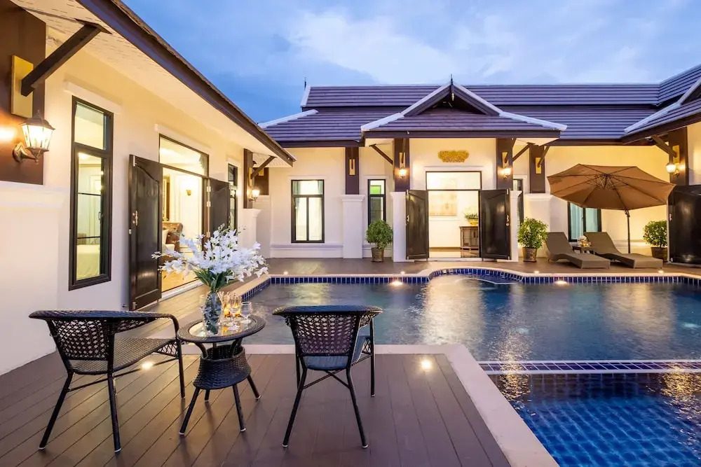 Lanna Kamin Pool Villa Airport