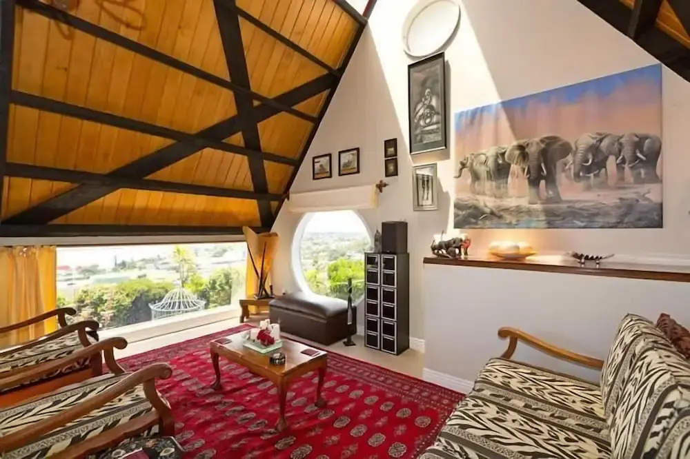 Tivoli Homestay