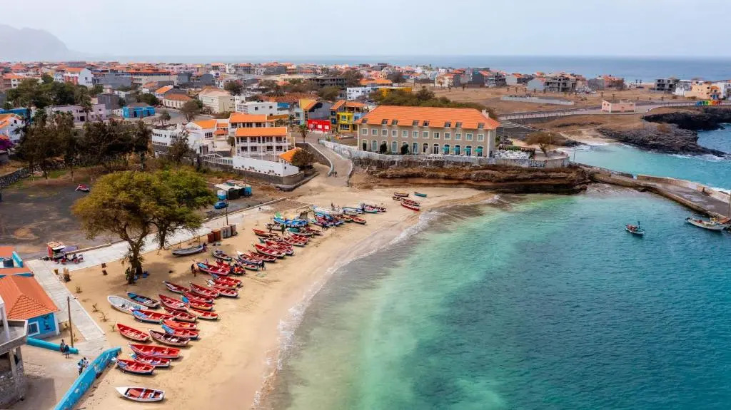 Oasis Tarrafal Alfandega Suites