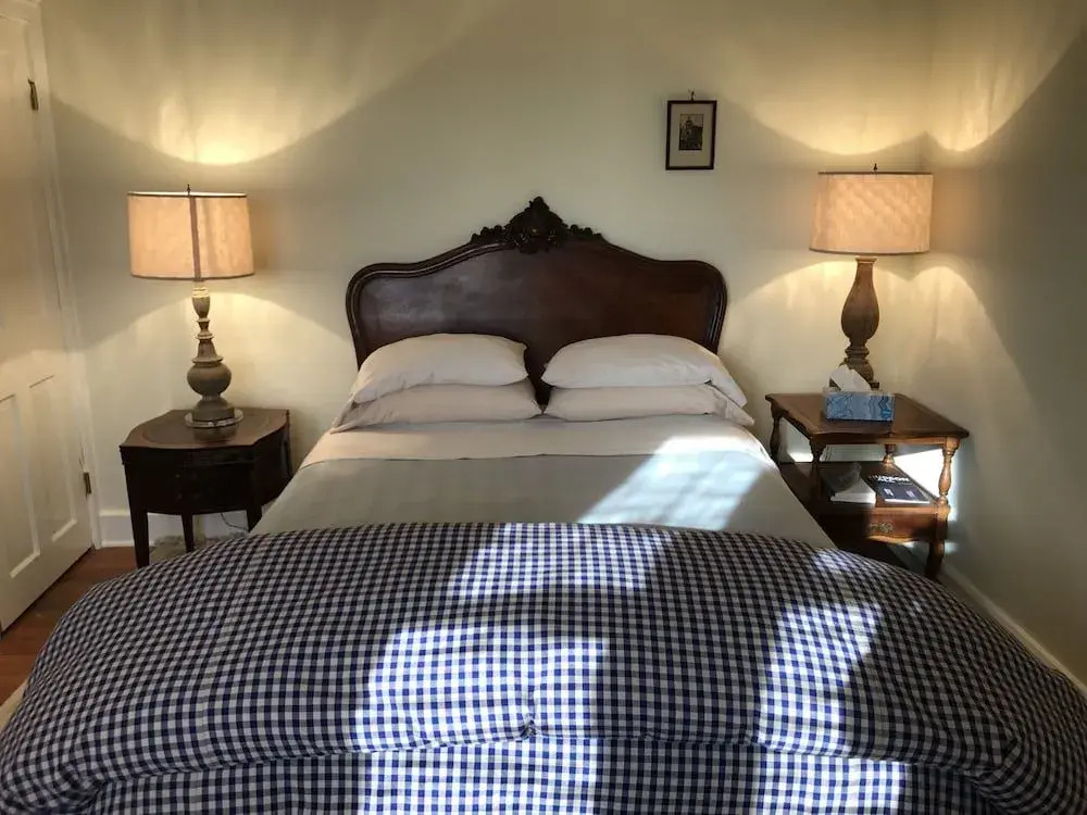 Hudson City Bed & Breakfast
