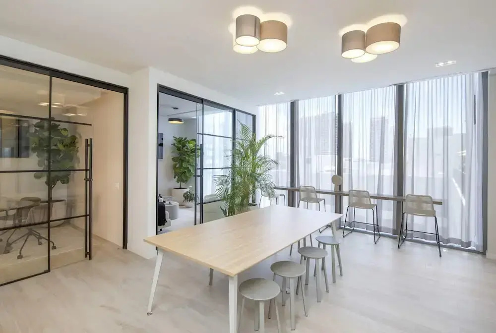 w Spacious Modern 3BR in Wynwood