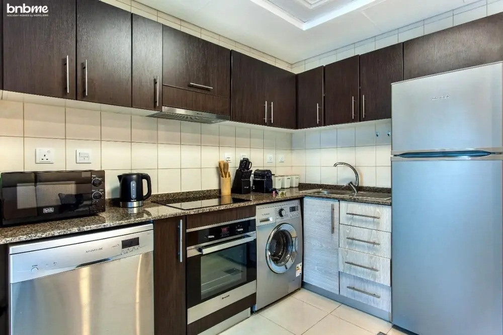 Trendy Studio in the of the Marina Bnbme Homes