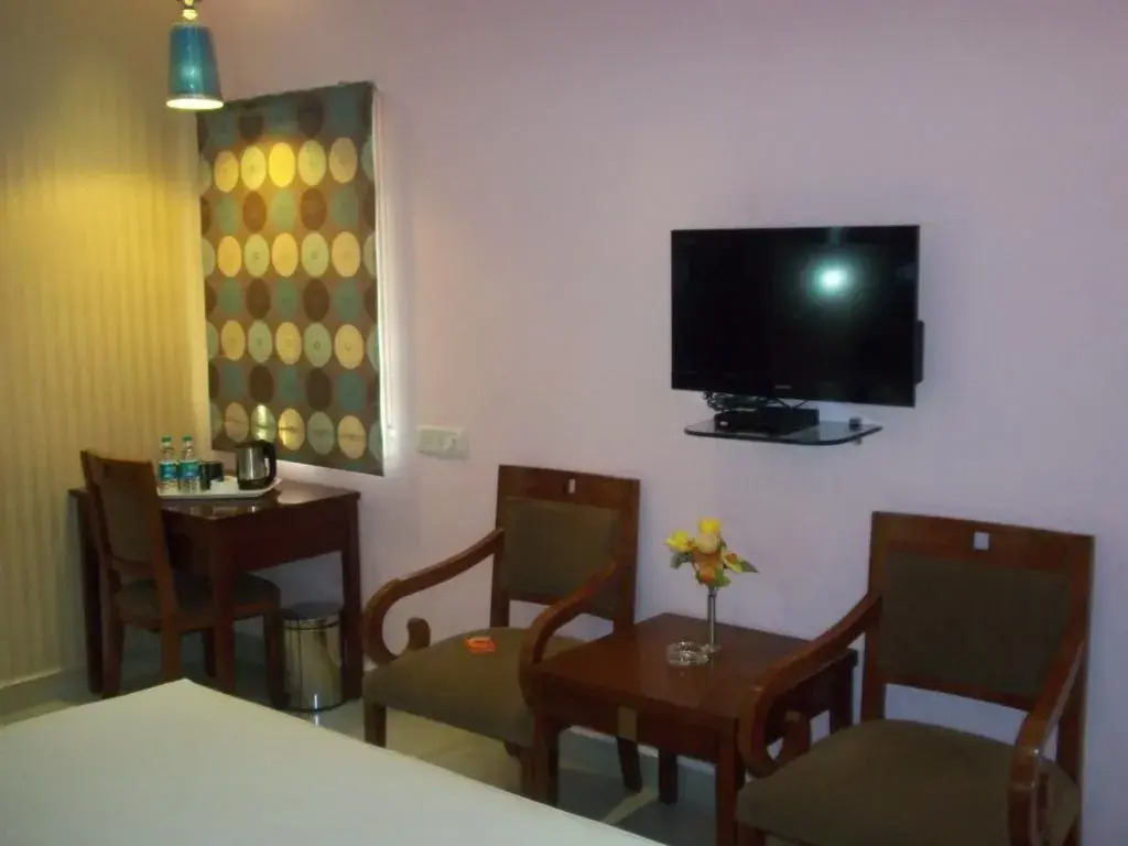 Akshay Inn