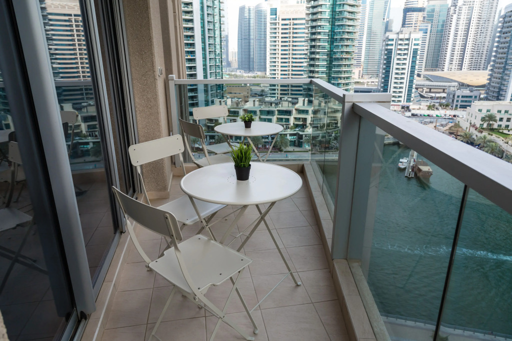 Luxury apartment with Dubai Marina views
