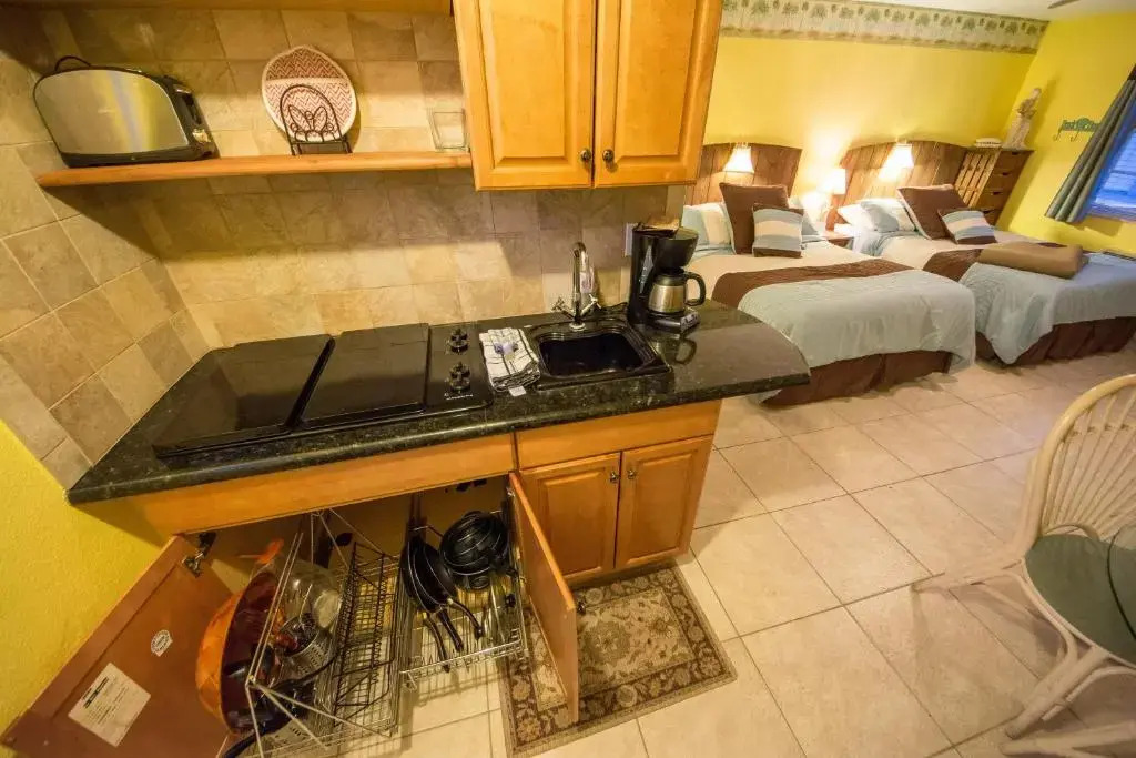 Camelot Beach Suites