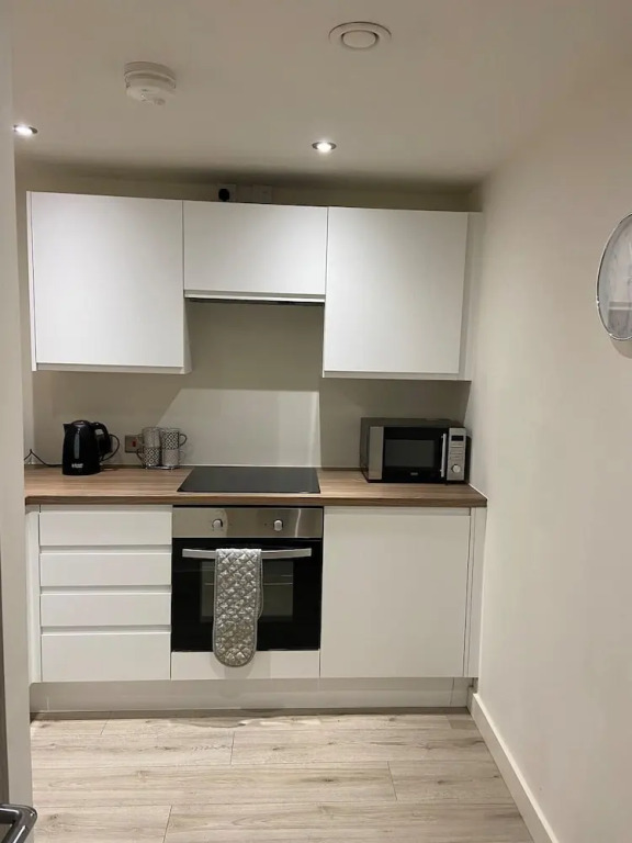 Captivating 2-bed Apartment in Bradford