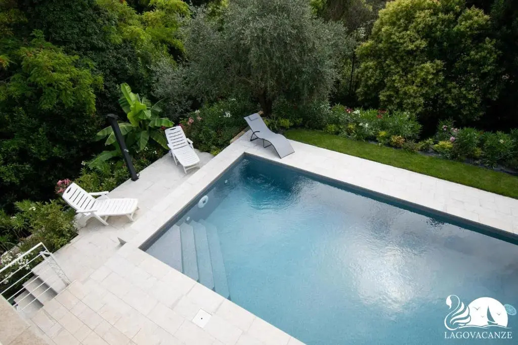 Villa Bocciolo, piscina, giardino, vasca idromassaggio