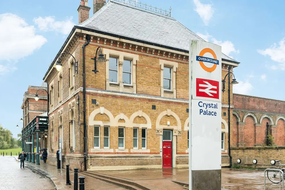NEW Fantastic 1BD Crystal Palace Flat in London