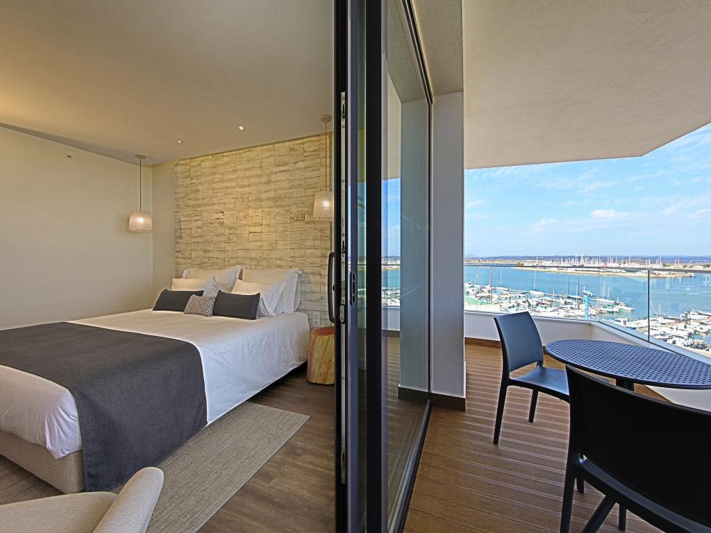 Jupiter Marina Hotel - Couples & Spa