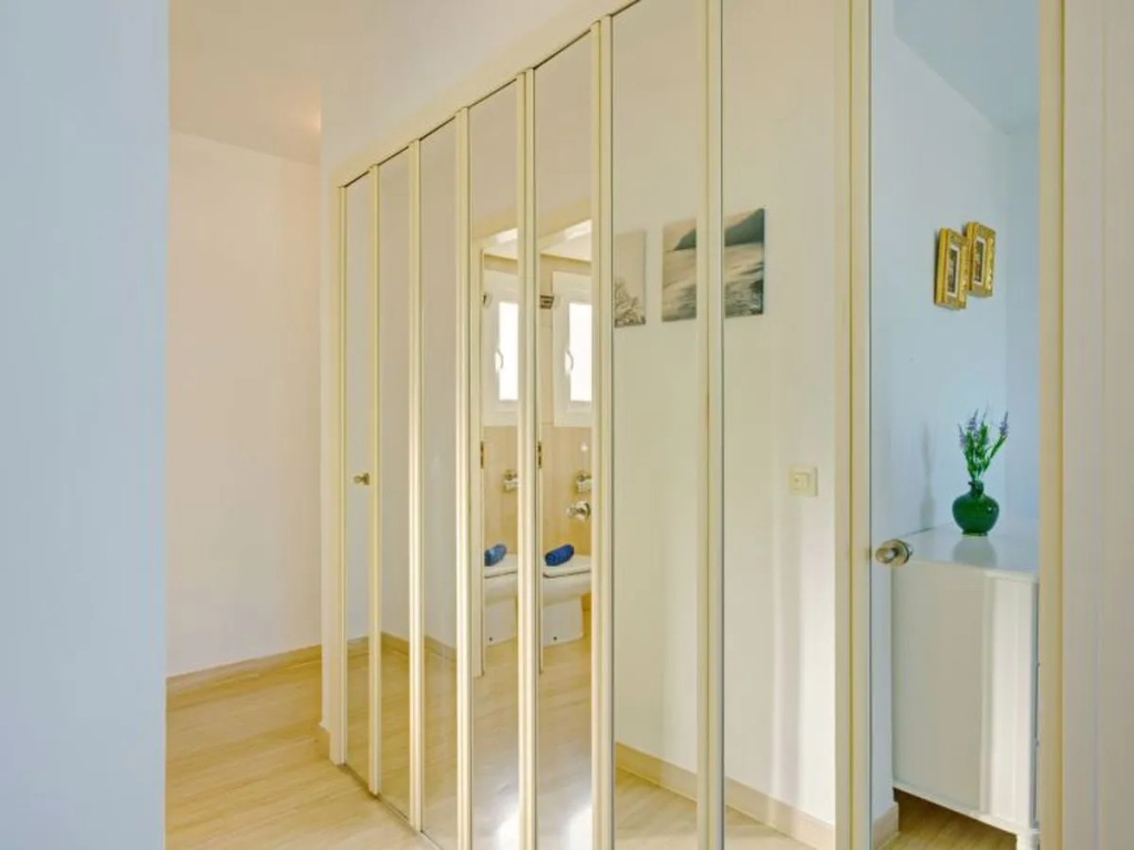 Golden Life - Two Bedroom No.2