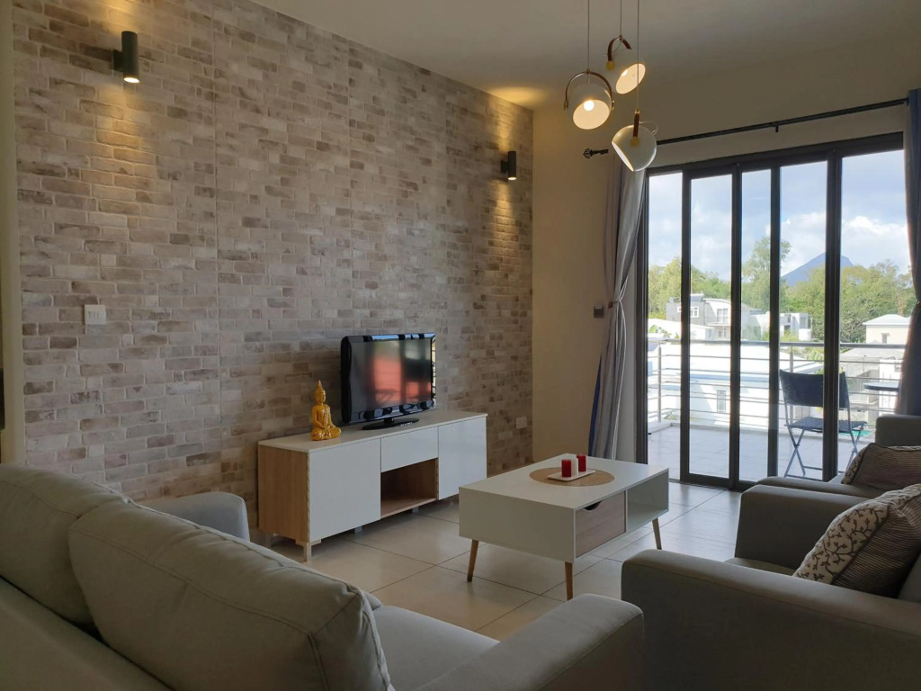 Westwood Deluxe Penthouse with private Roof top Ref 15847
