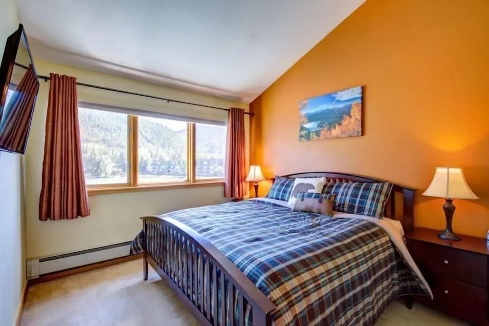 Lakeside Village 4 Bedroom Condo