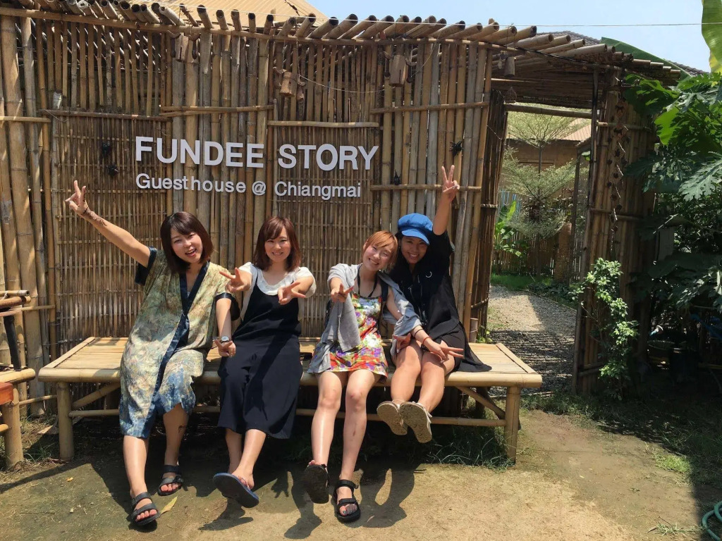 Fundee Story Guesthouse Bamboo House in Chiang mai old town