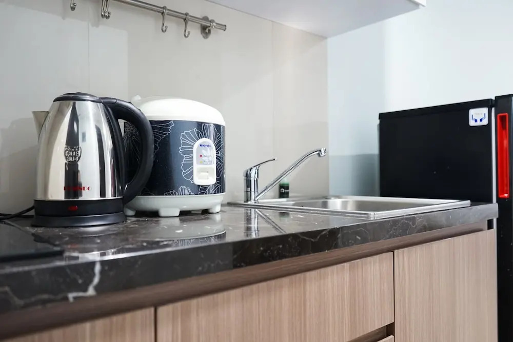 Simply Furnished Studio Room @ Lexington Apartment