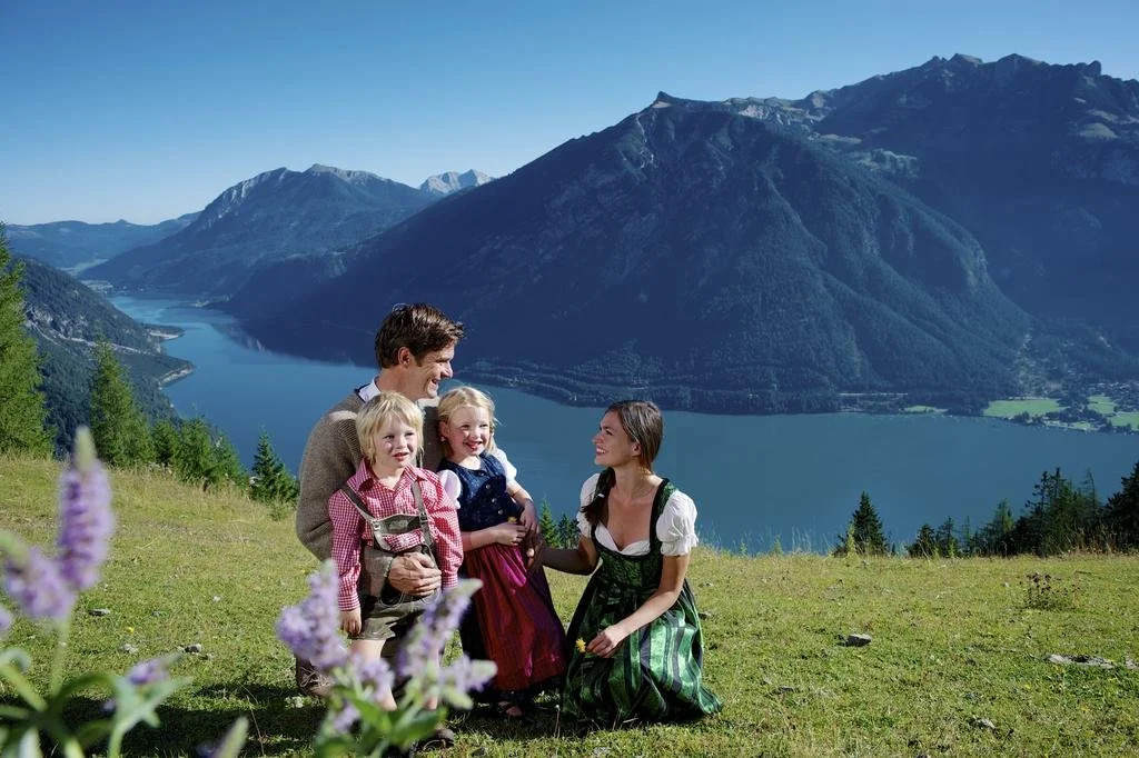 Appartement Frühstückspension Landhaus Karwendel
