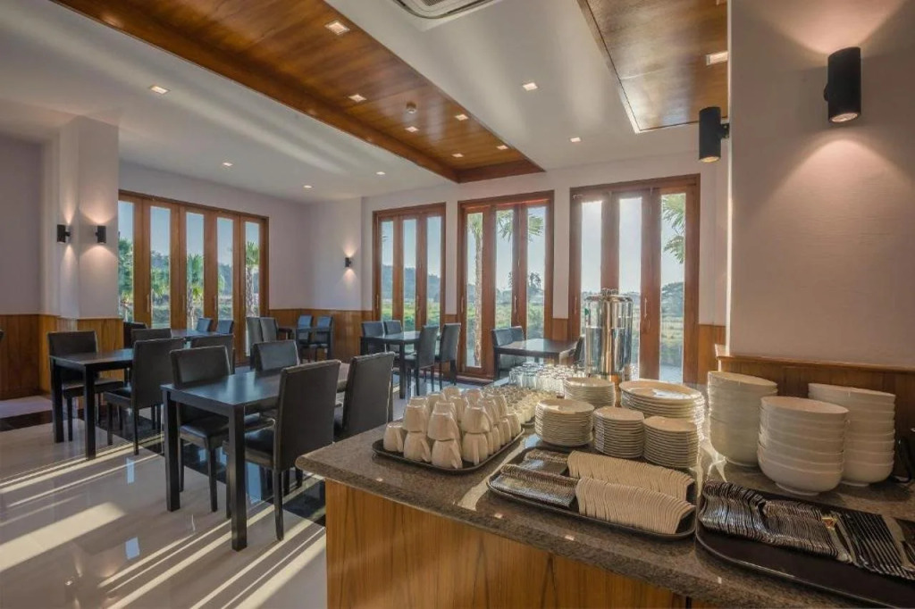 Sann View Hotel