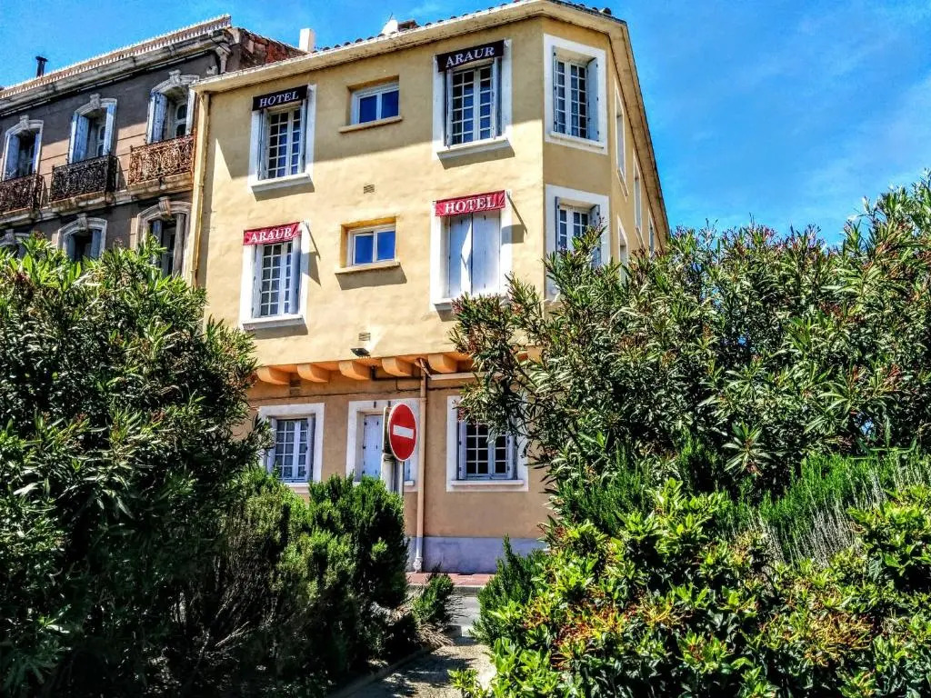 Hotel Araur