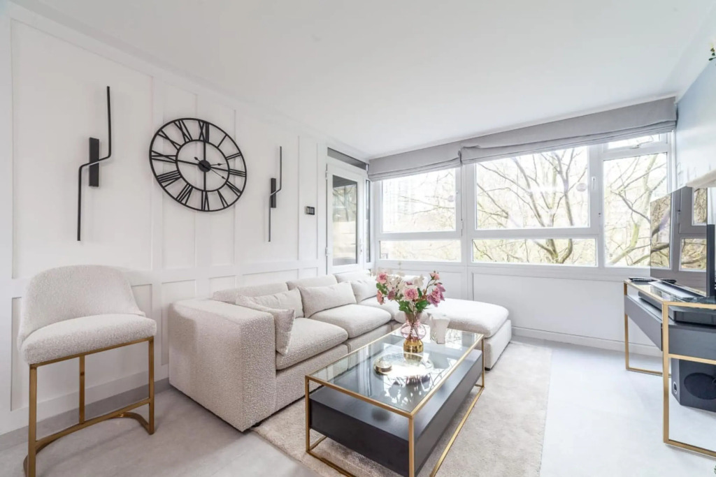Excellent 3-bed Flat In Elephant Castle