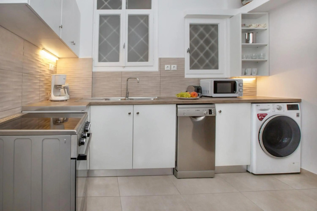 Isora Apartment by GHH