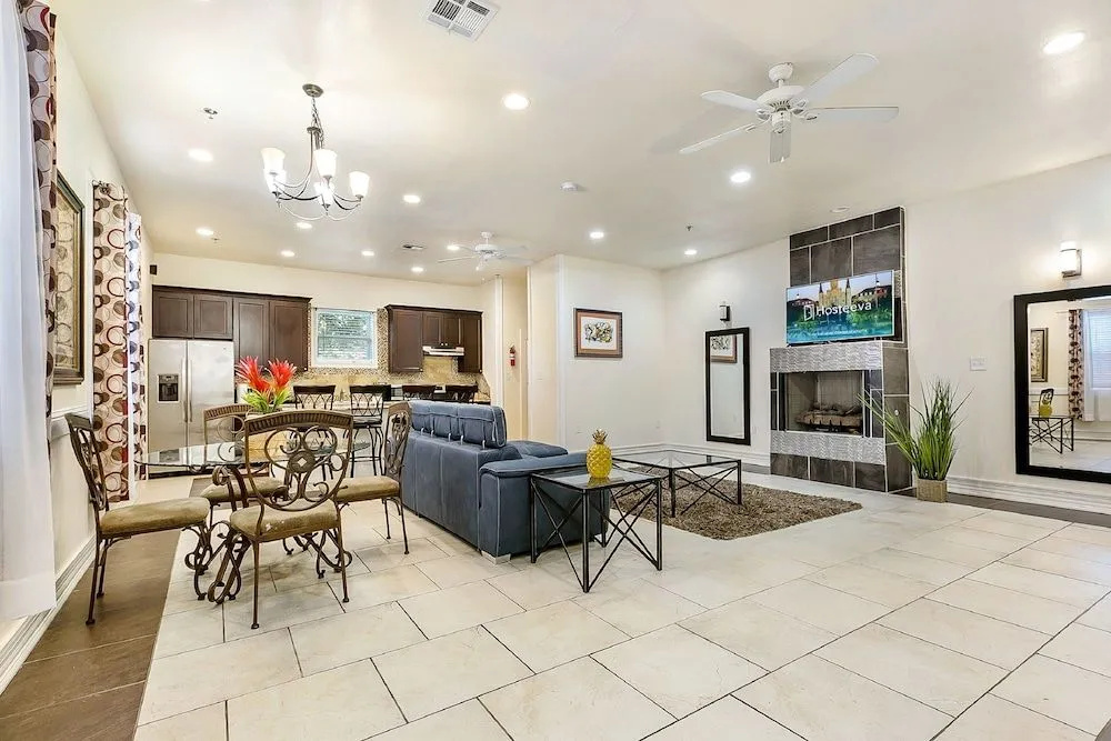 Stylish Condos Close to Art and Culture