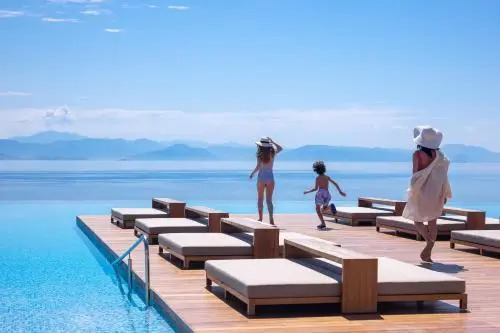 Resort 4 stars Mpenitses
