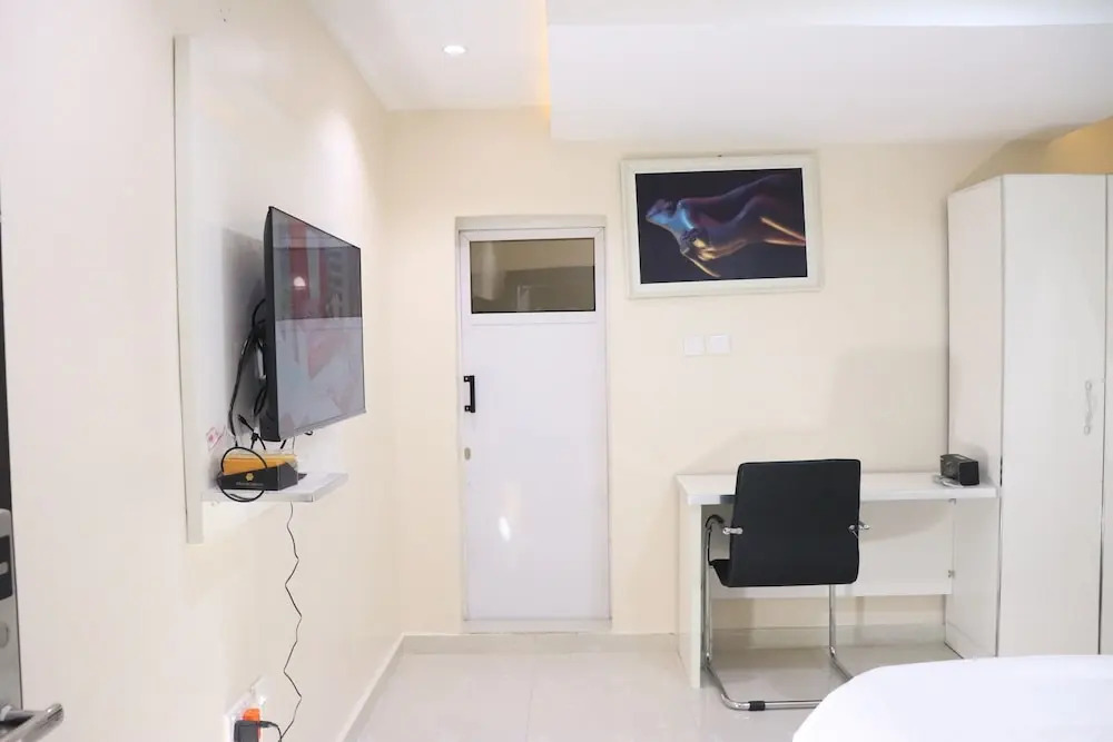 Appleville Suites