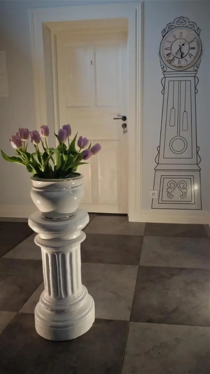 Willa AXLA z werandą ogrodem i parkingiem