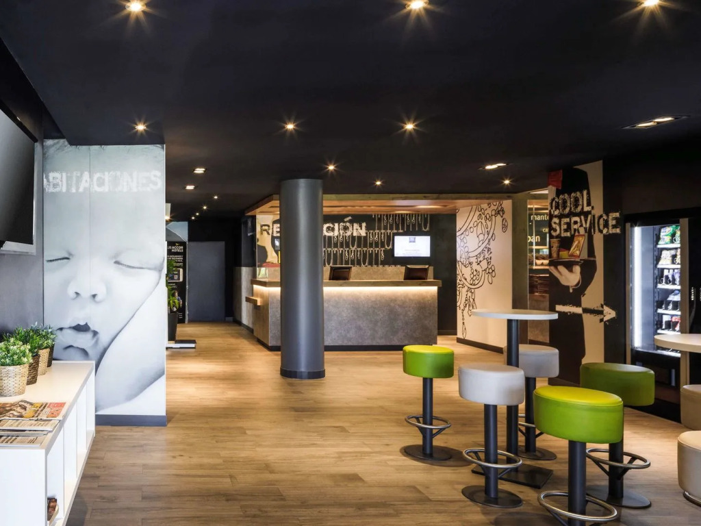 Ibis Budget Málaga Aeropuerto Avenida de Velazquez