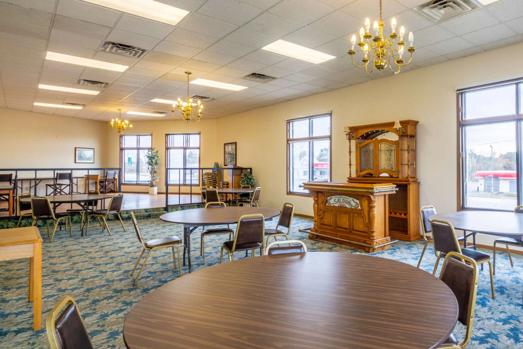 Econo Lodge Waupaca