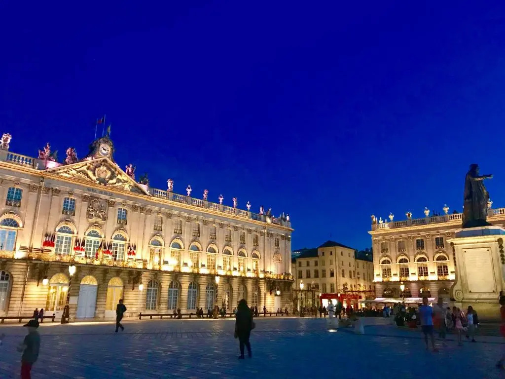 Le Central