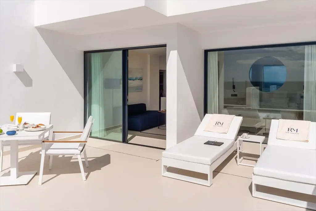 Royal Marina Suites Boutique Hotel