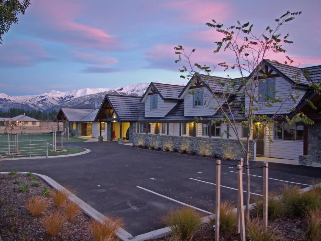 Hanmer Apartments