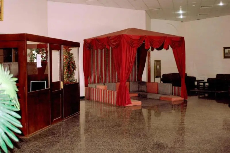 Al Sharqiya Sands Hotel