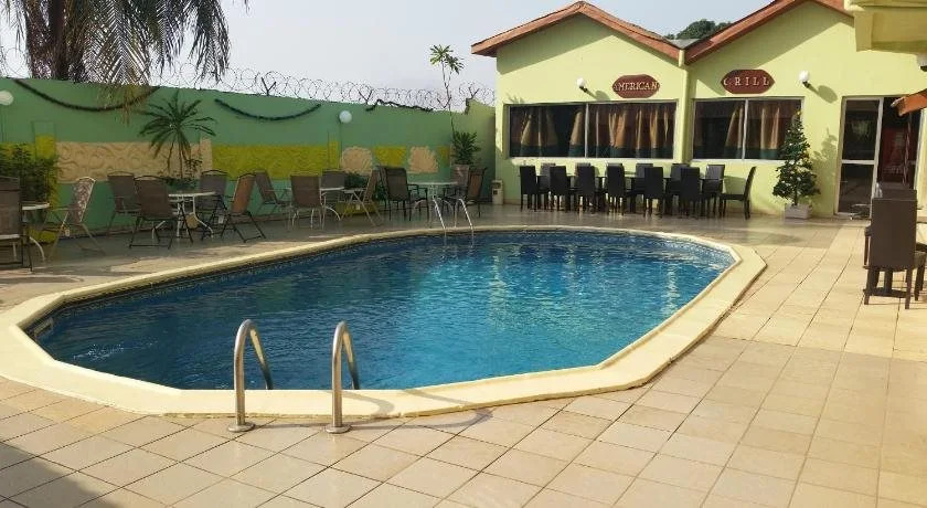 Zambezi Inn Airport Hotel