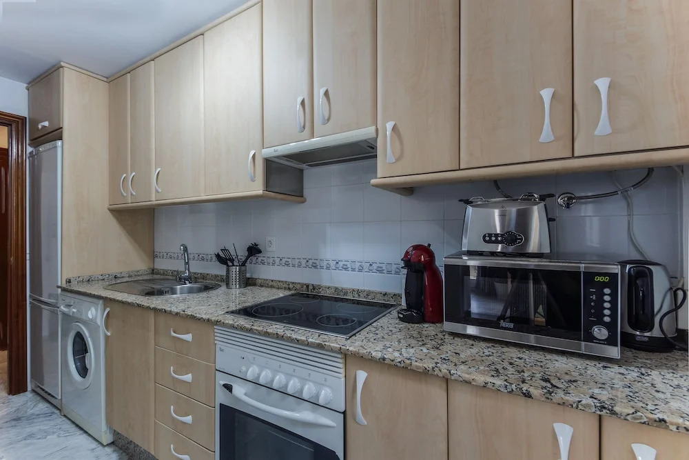 La VICTORIA Home free parking by Cadiz4Rentals