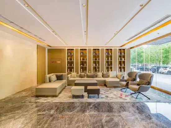 Lavande Hotel Higher Education District and High-speed  Railway Station of  Shijiazhuang