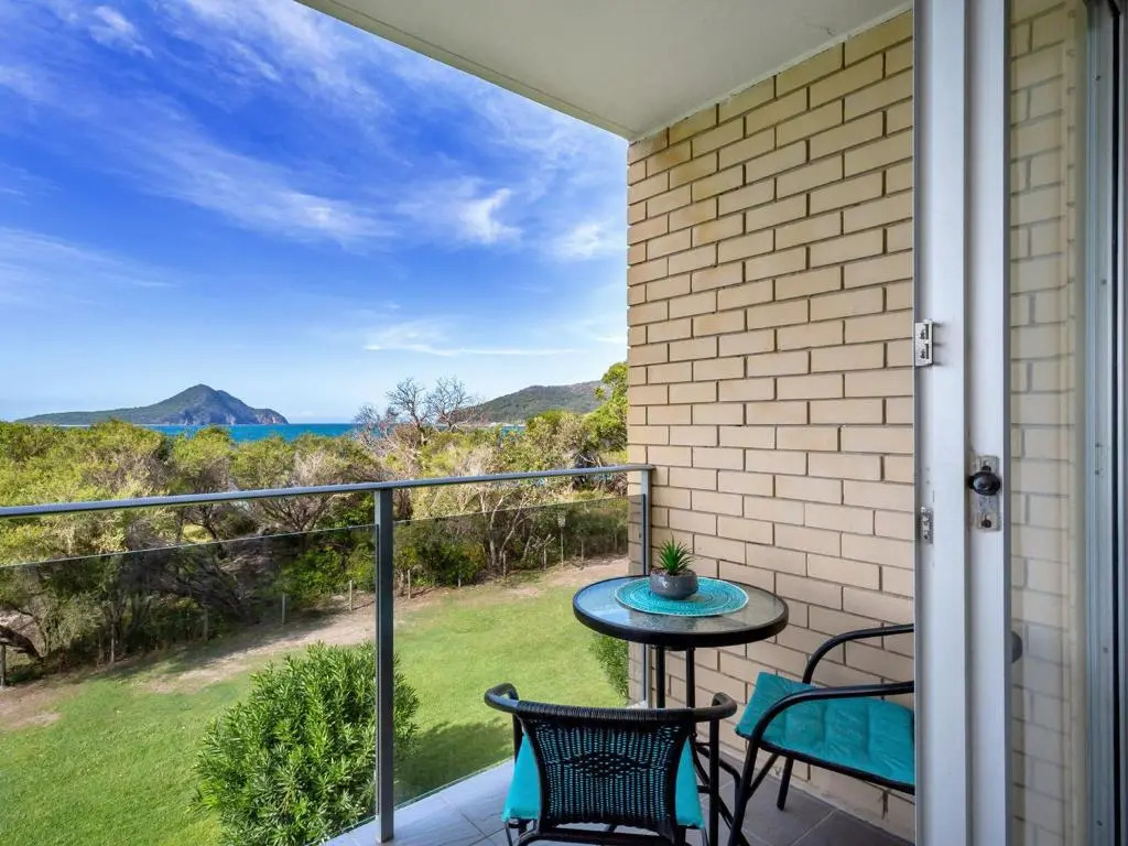 The Helm 4 - Nelson Bay