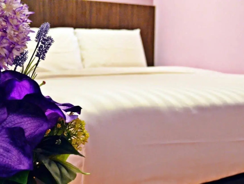 Sentimental Hotel