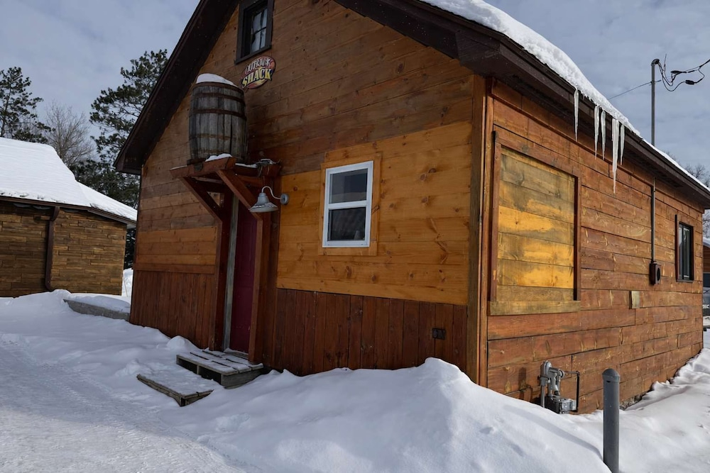 Outback Shack: Lake Access Studio in Woodruff
