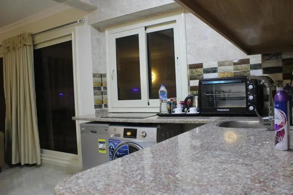 Al Raya Apartments