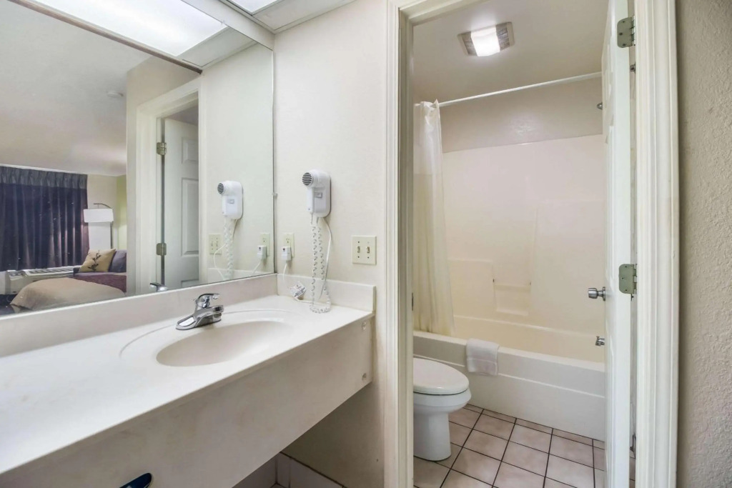 Rodeway Inn