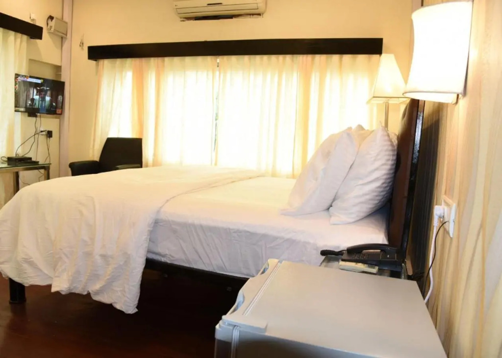 Creek Hotel - Panaji