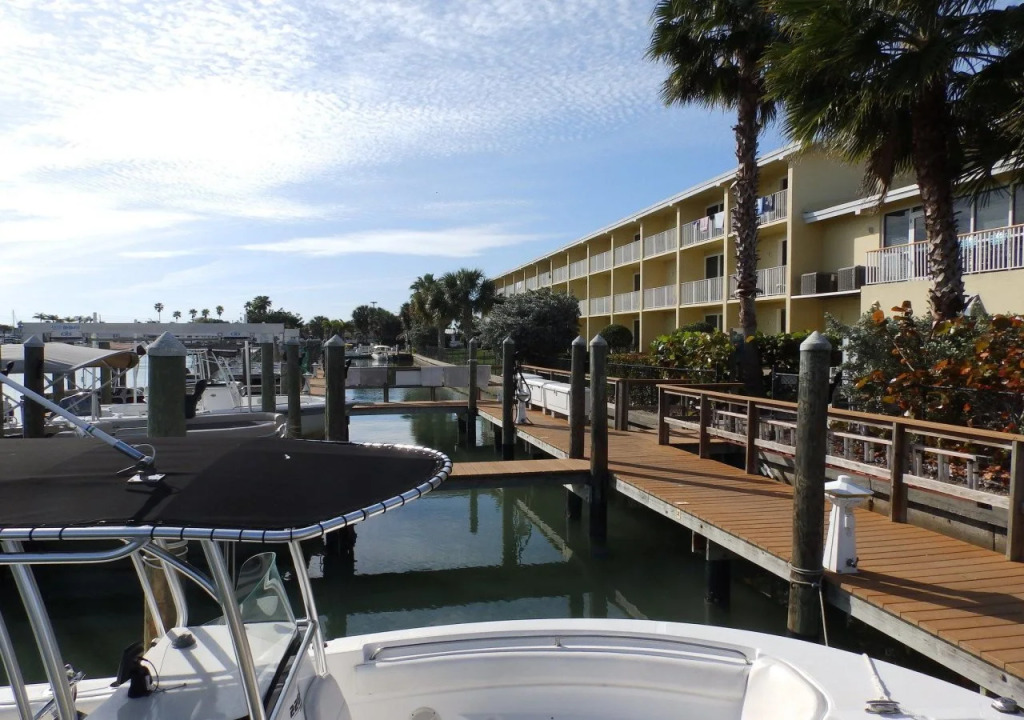 Treasure Island Hotel and Marina